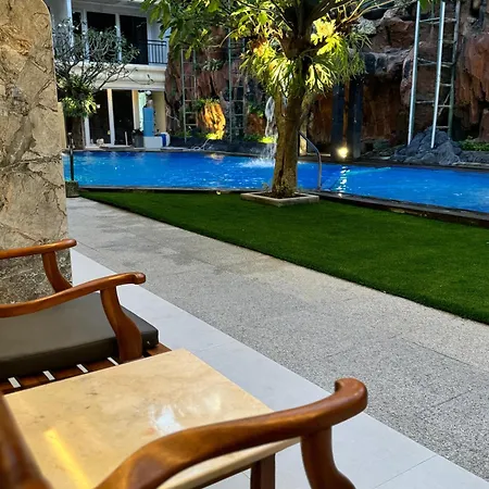 Green Garden Hotel Kuta  Exterior photo