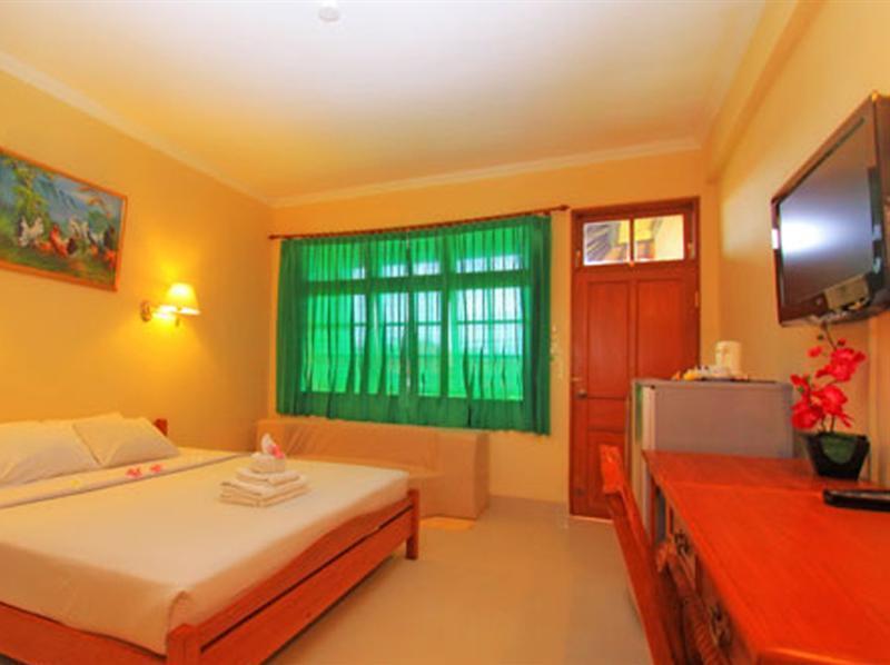 Garden Hotel 2*